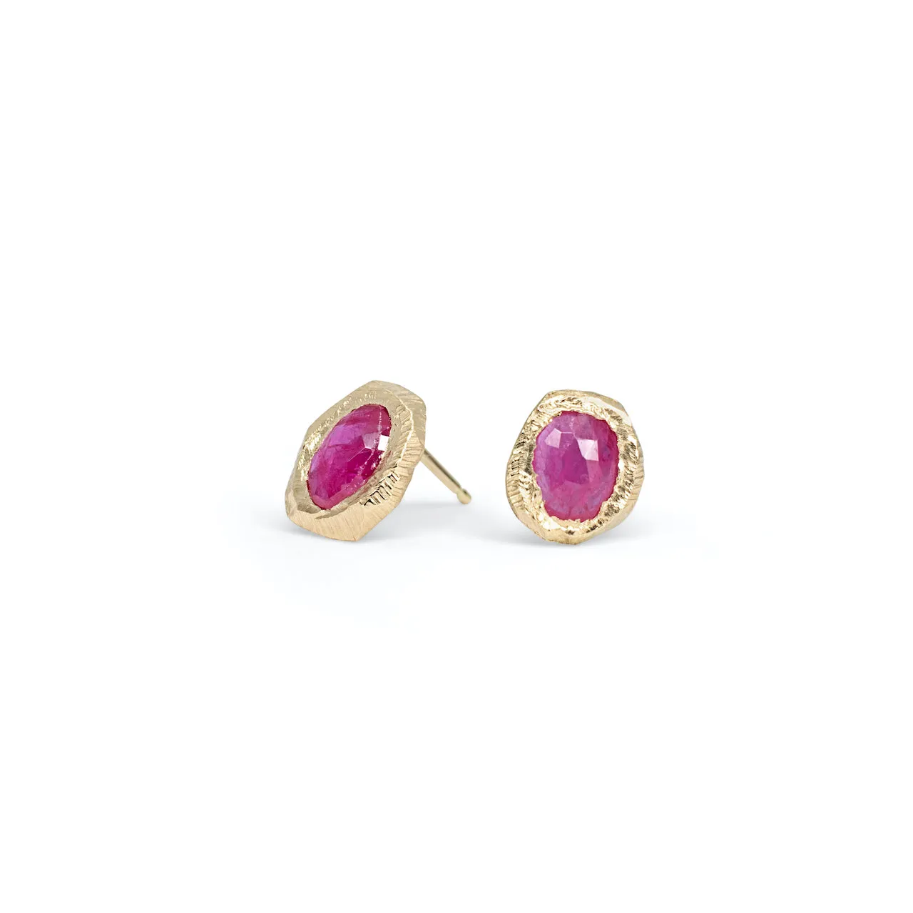18K Freeform Stud Earring in Ruby
