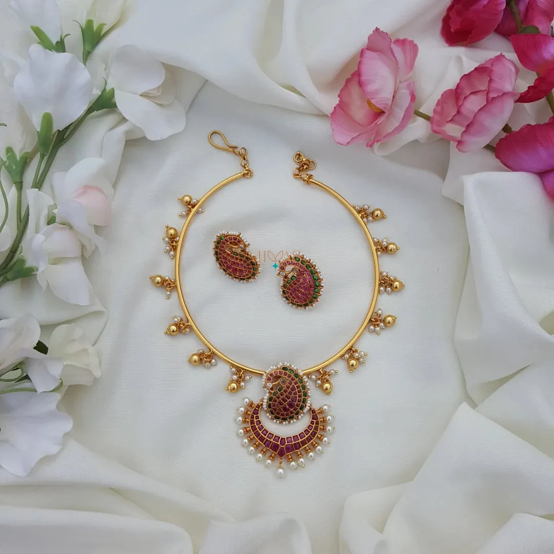 Dazzling Kemp Stone Hasli Necklace