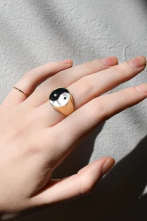 Gold Everett Yin Yang Ring