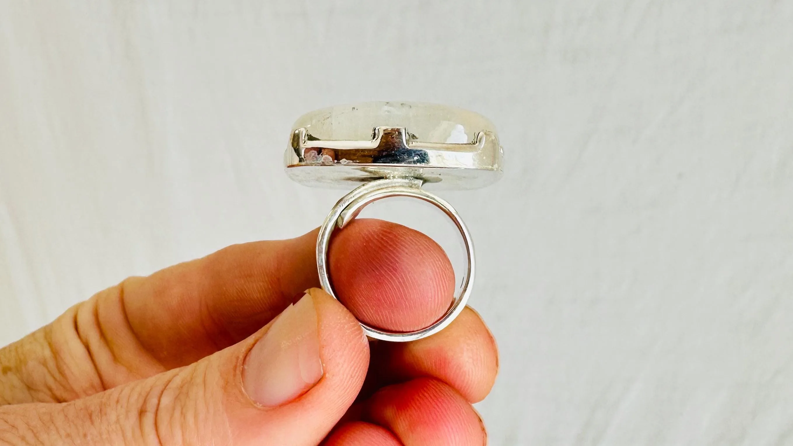 Rainbow Moonstone Cocktail Ring. Maximalist Sterling Silver Jewelry. Gorgeous Flash! 0933