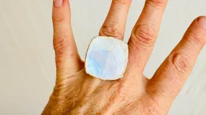 Rainbow Moonstone Cocktail Ring. Maximalist Sterling Silver Jewelry. Gorgeous Flash! 0933