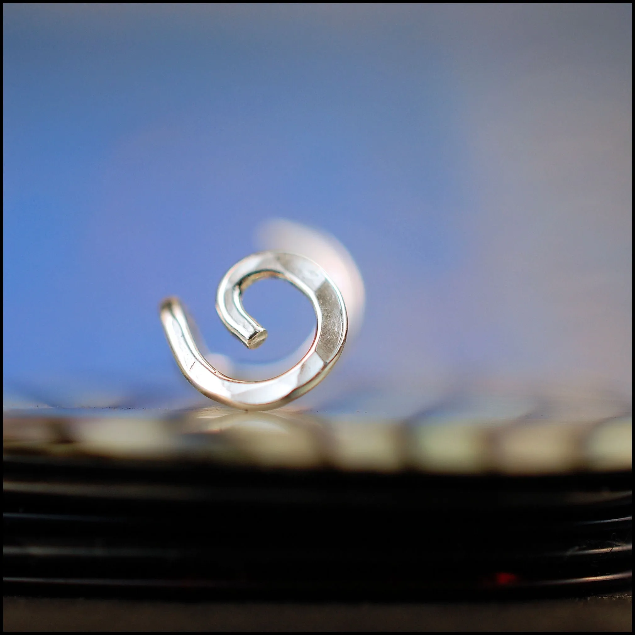Silver Hammered Spiral Nose Stud